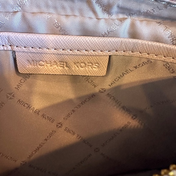 Michael Kors Sandrine Stud Light Pink Leather Crossbody Bag New With Tag - Picture 6 of 9